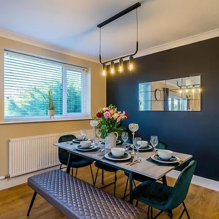 Windermere View Retreat, Pet Friendly, Free Parking, Golf Nearby Apartmán *