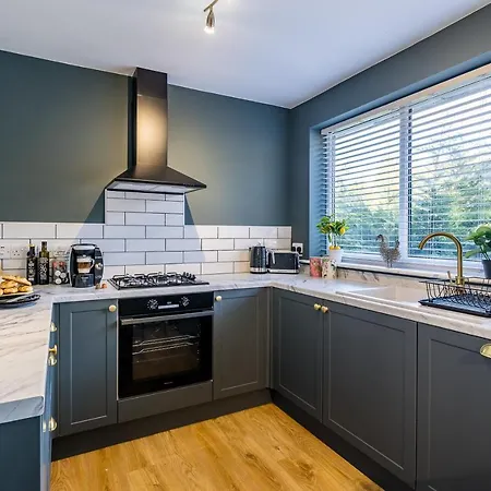 Windermere View Retreat, Pet Friendly, Free Parking, Golf Nearby Bowness-on-Windermere